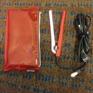 Eva NYC Ceramic Straightener